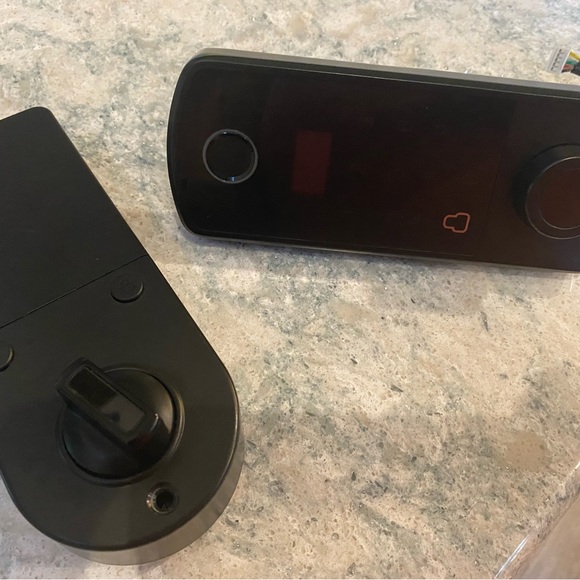 Brand new keyless entry deadbolt lock - Picture 4 of 4